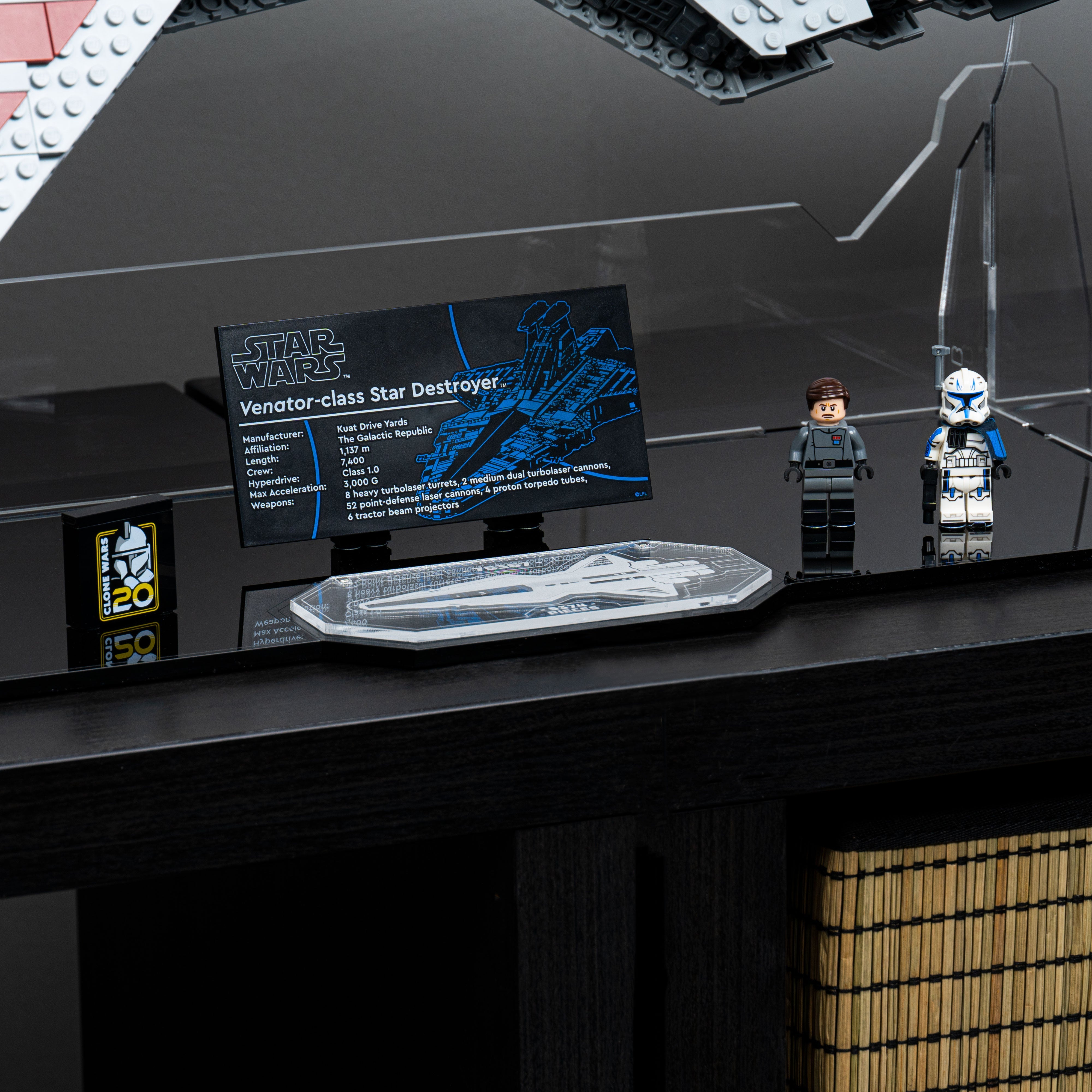 Display Stand for LEGO® Star Wars™ Venator-Class Republic Attack Cruiser (75367)