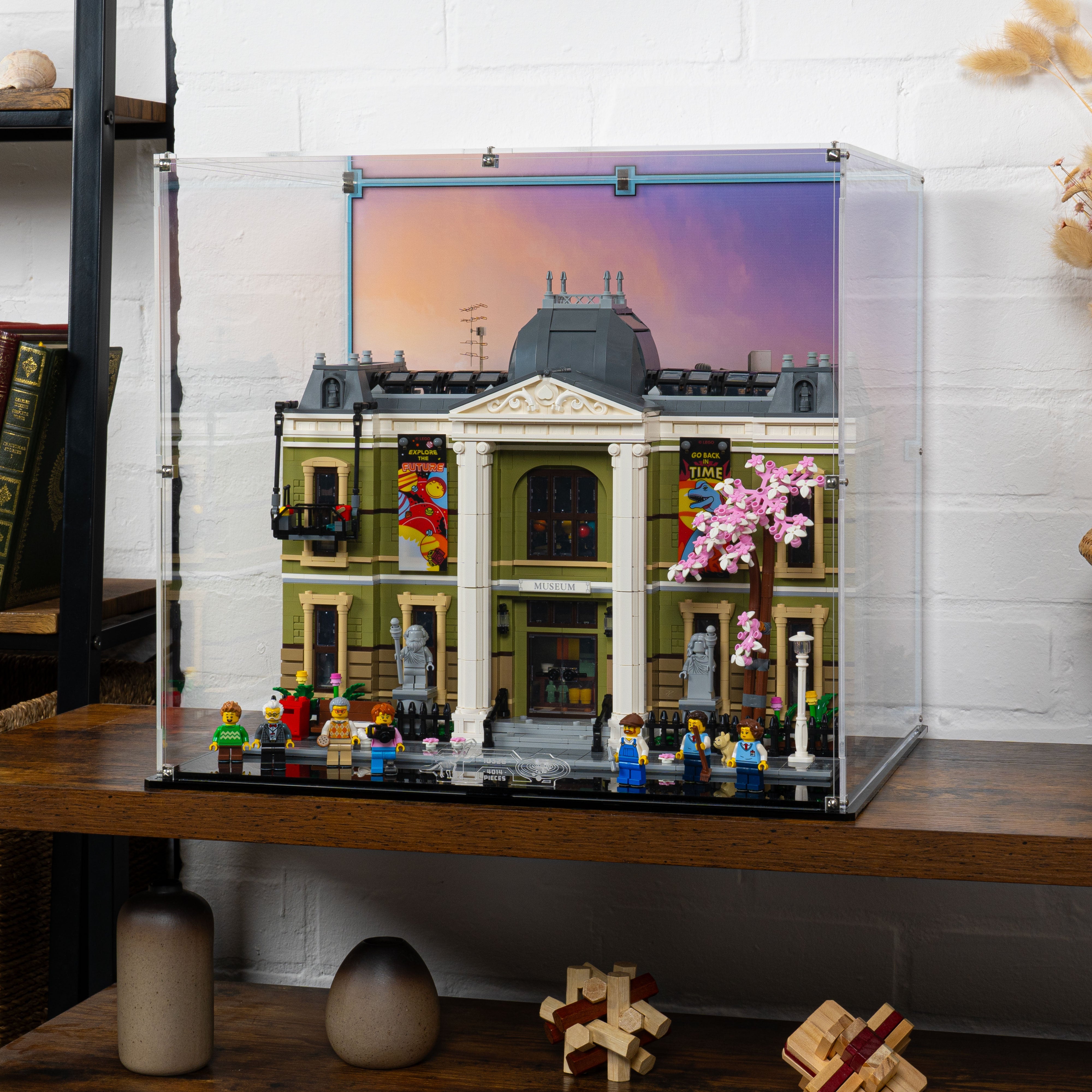 Display Case for LEGO® Icons: Natural History Museum (10326)