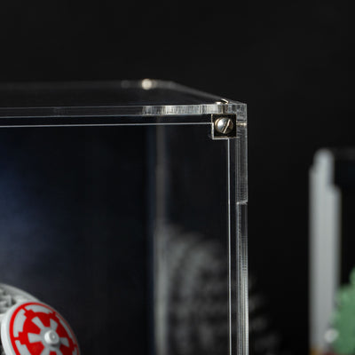 Display Case for LEGO® Star Wars: AT-AT Driver Helmet (75429)