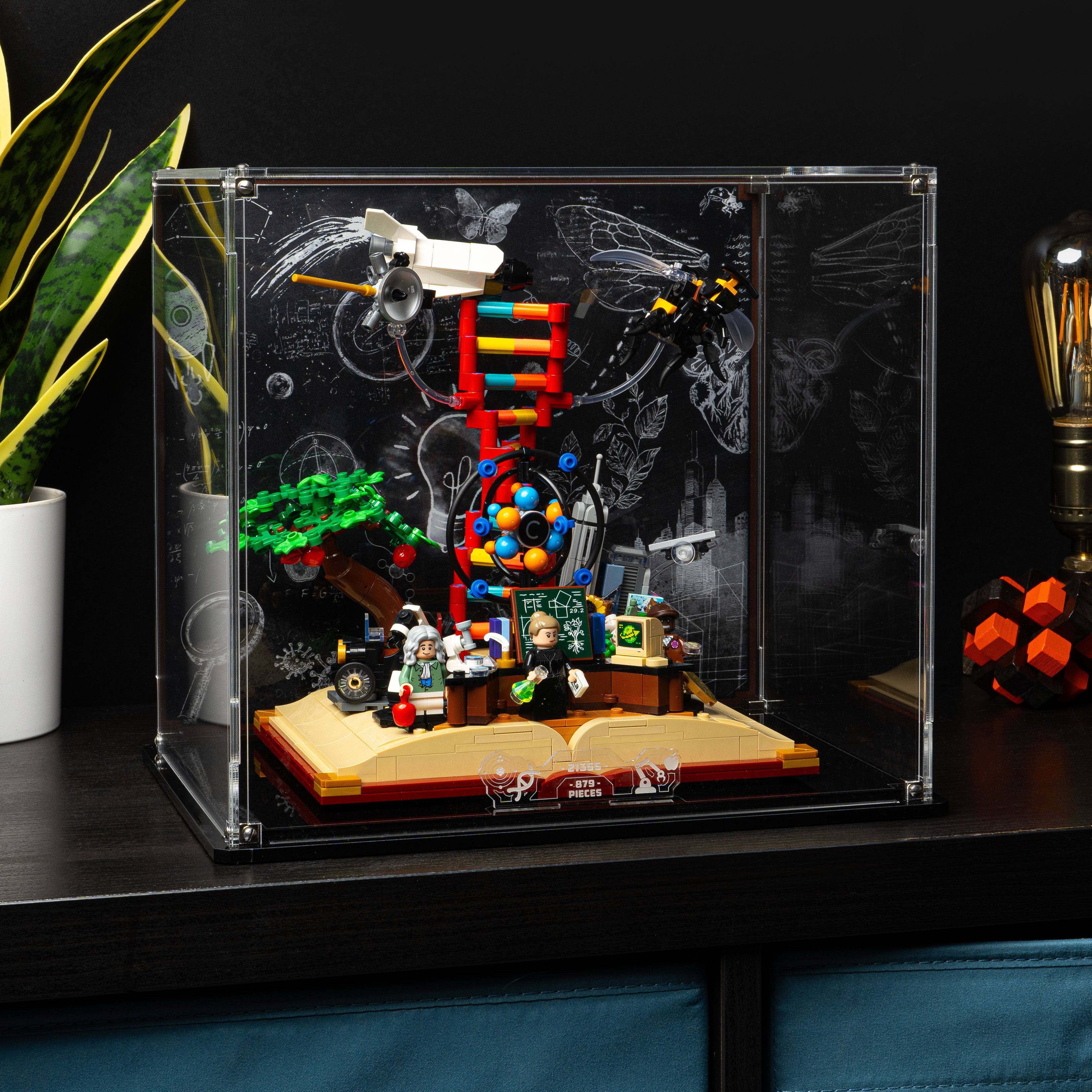 Display Case for LEGO Ideas: The Evolution of STEM (21355)
