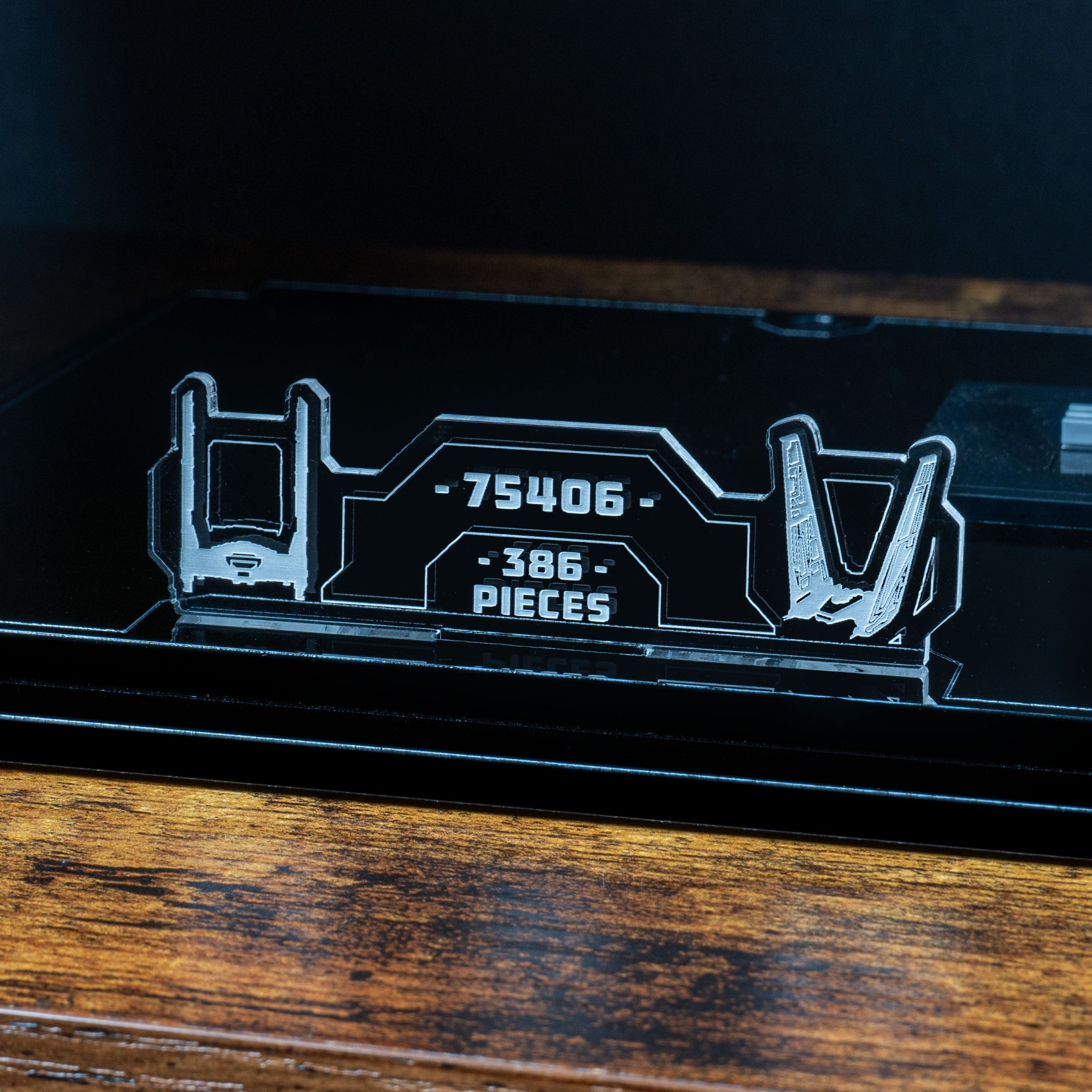 Display Case for LEGO® Star Wars™ Kylo Ren's Command Shuttle (75406)