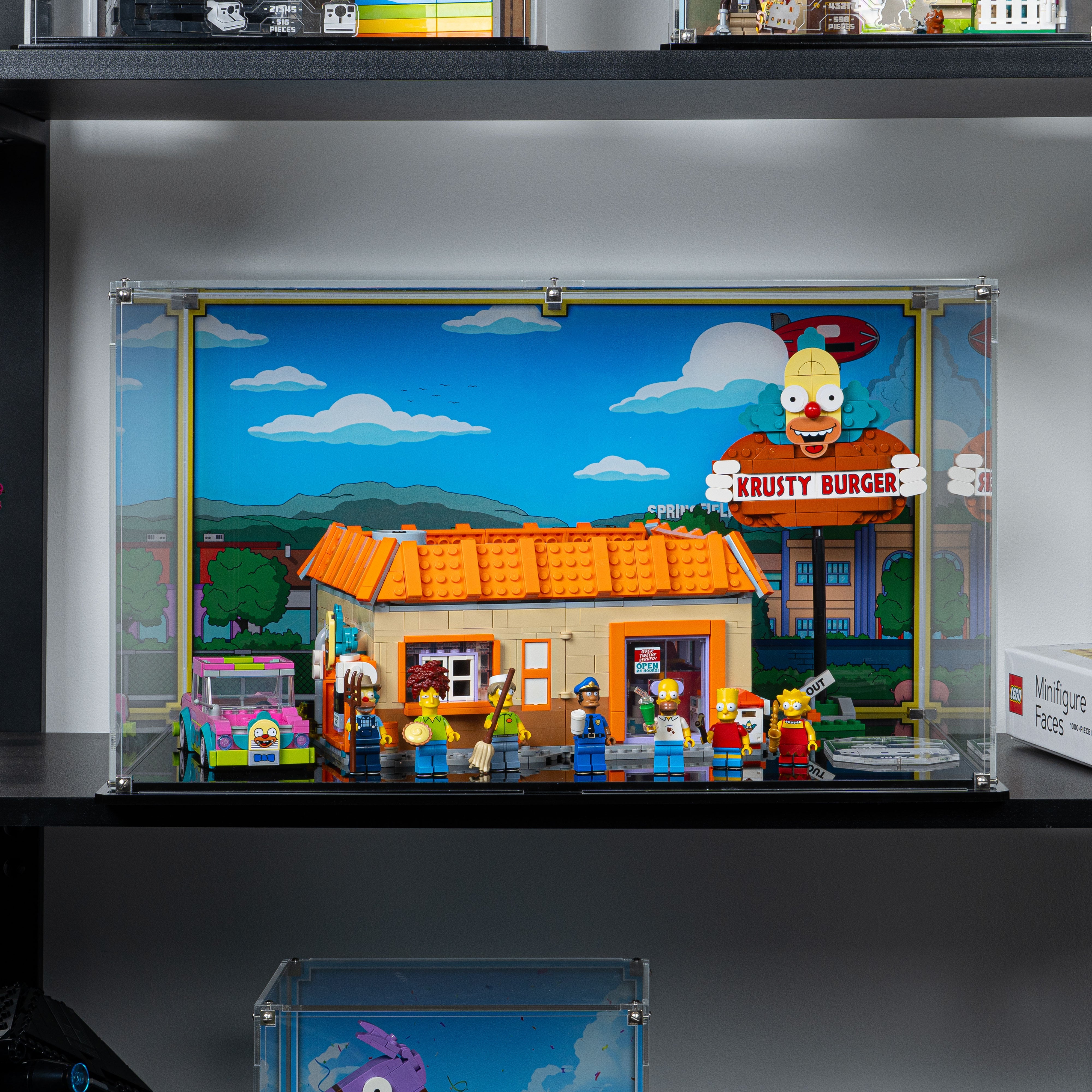 Display Case for LEGO® The Simpsons™: Krusty Burger (10352)