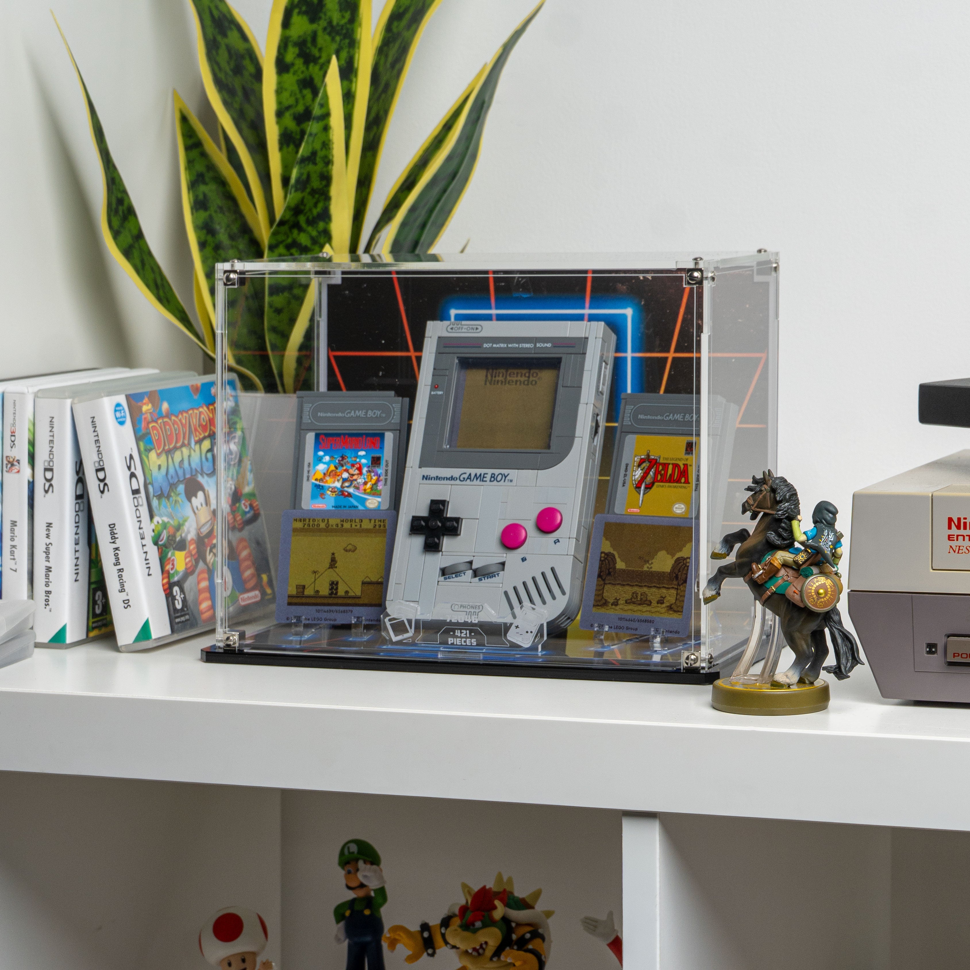 Display Case for LEGO® Super Mario Game Boy™ (72046)