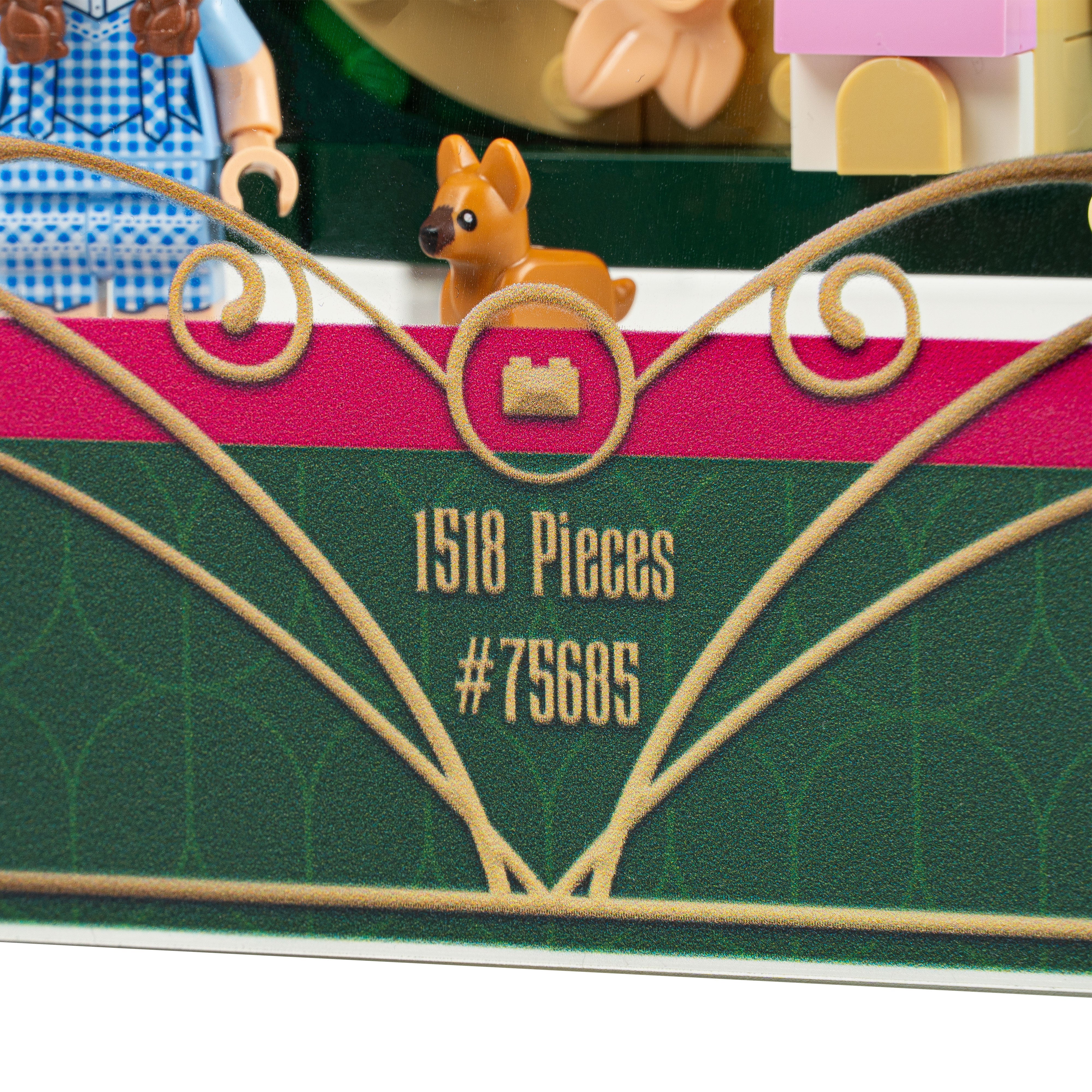 Wall Mounted Display Case for LEGO® Wicked: Emerald City Wall Art (75685)