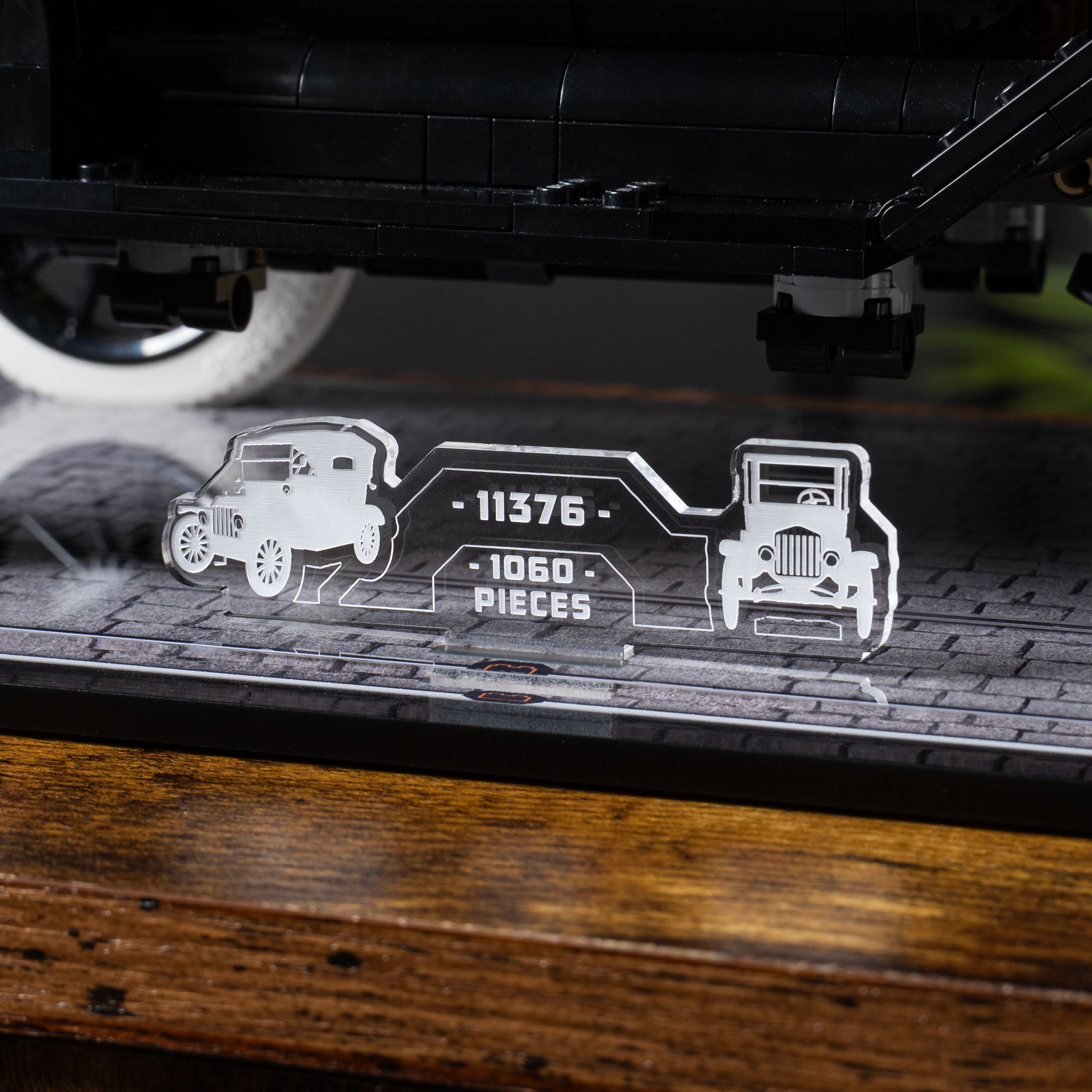 Display Case for LEGO® Icons: Ford Model T (11376)