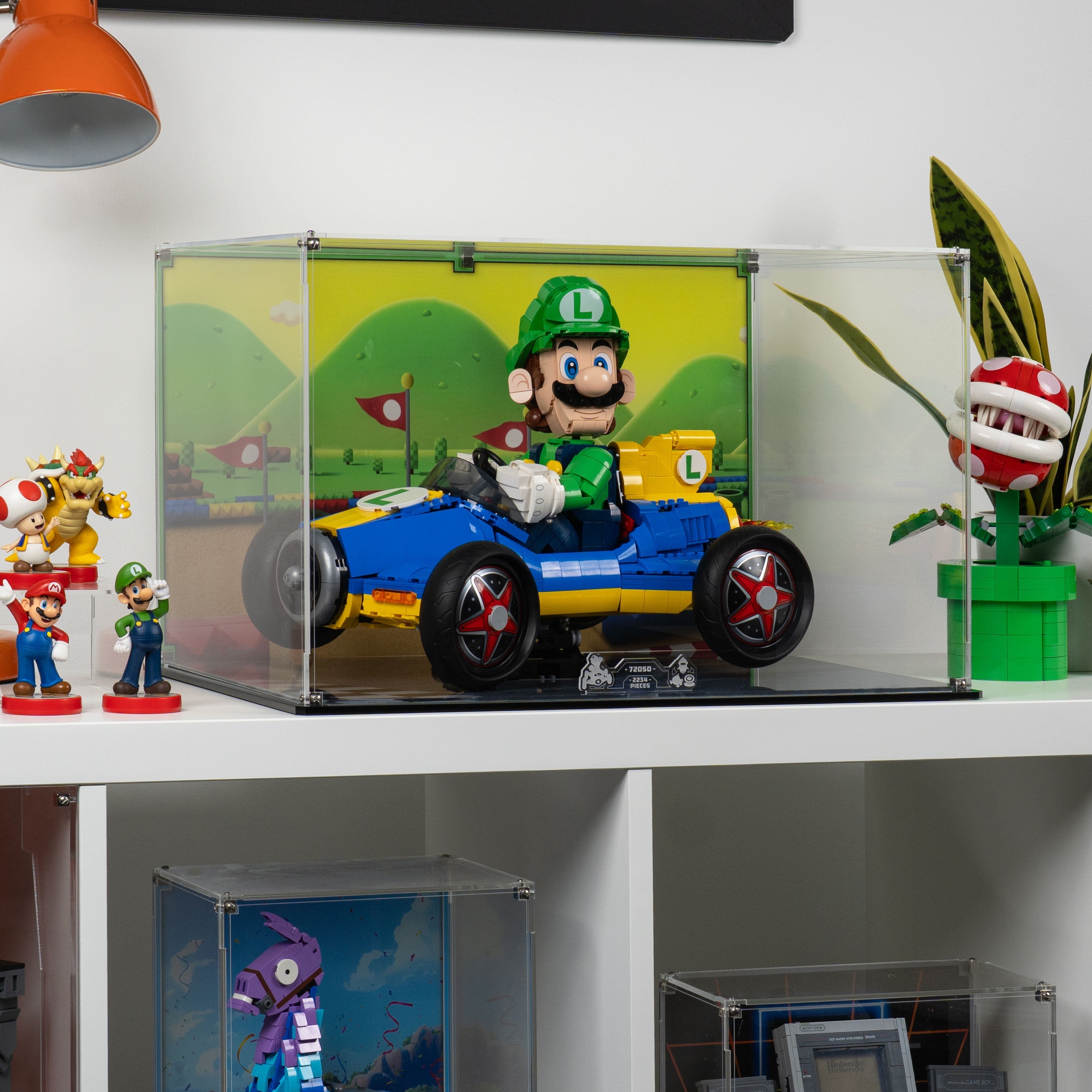 Display Case for LEGO® Mario Kart™ Luigi & Mach 8 (72050)