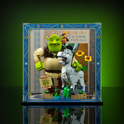 Limited Edition Display Case for LEGO® Shrek, Donkey & Puss in Boots (72423)