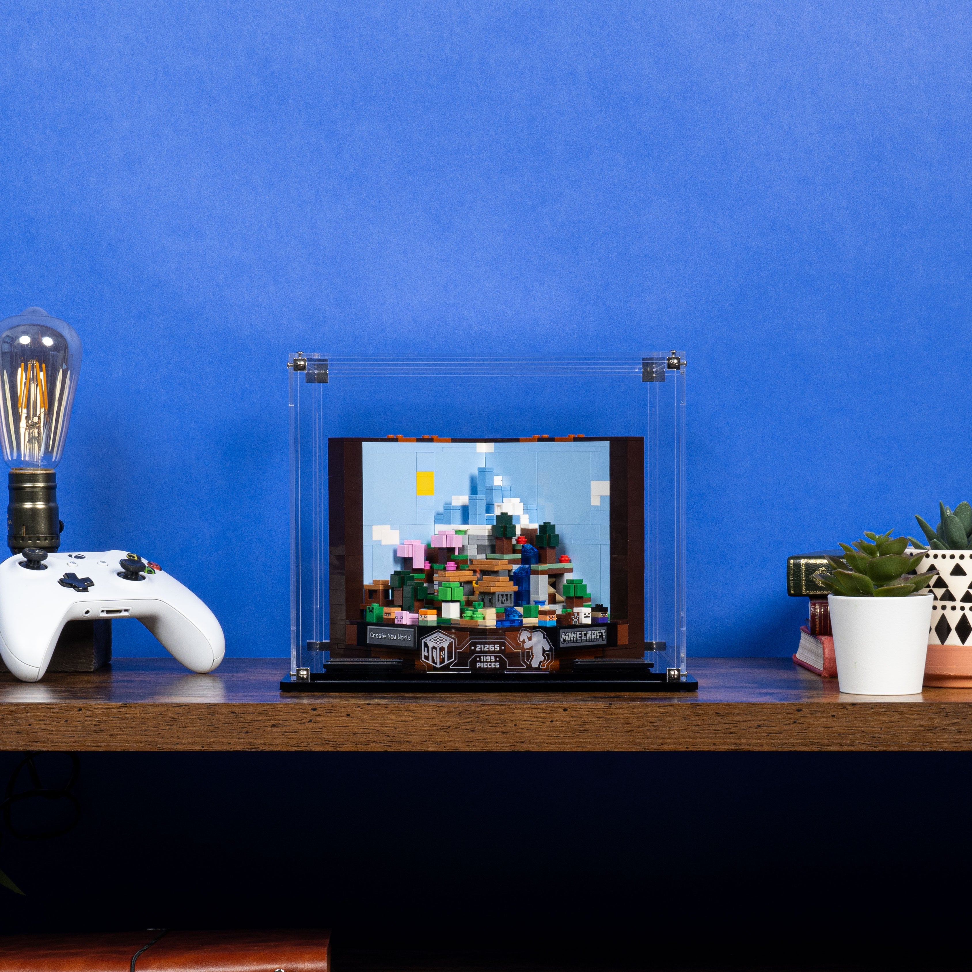 Display Case for LEGO® Minecraft™: Crafting Table (21265)