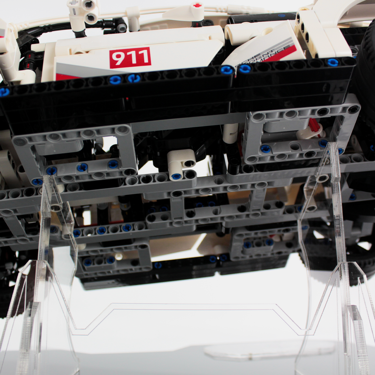 Display Case for LEGO® Technic: Porsche 911 RSR (42096)