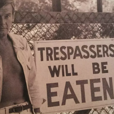 James Bond Trespassers Will Be Eaten Metal Sign - Live And Let Die Edition