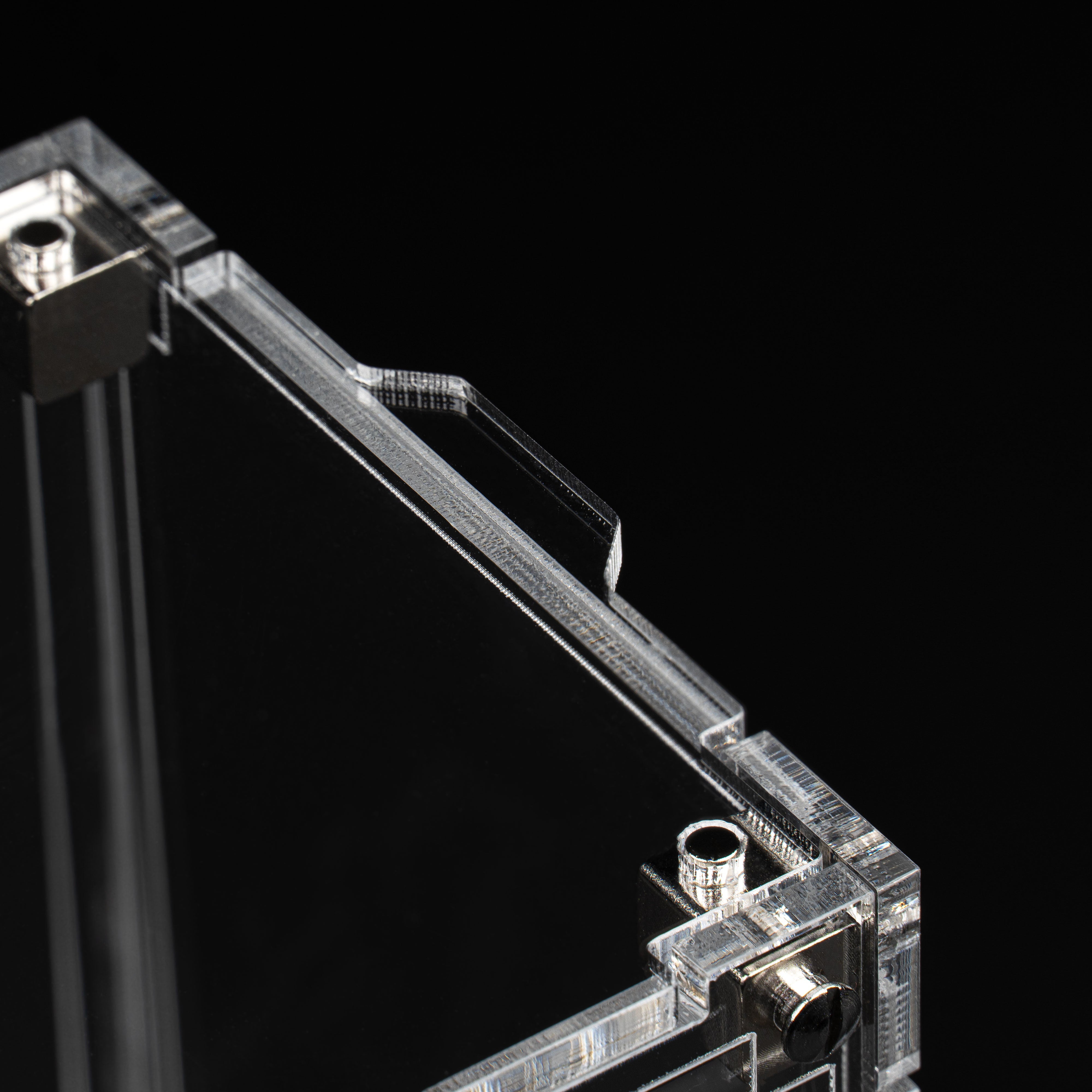 Display Case for Warhammer® Miniature with Endless War Background