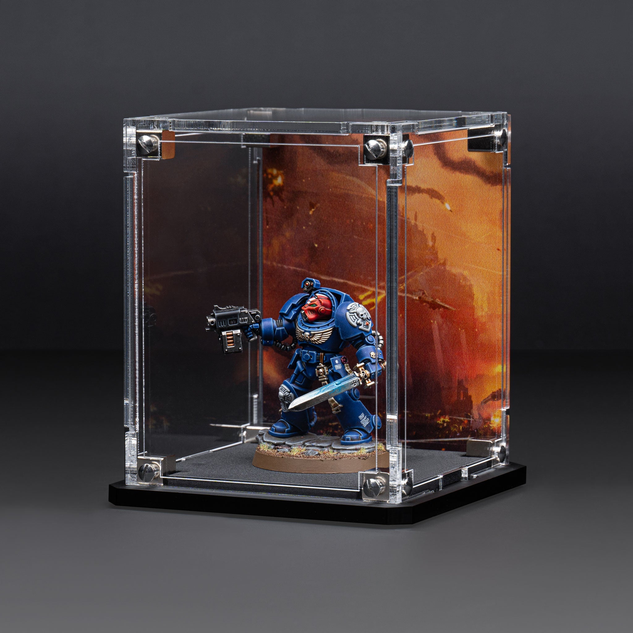 Display Case for Warhammer® Miniature with Endless War Background