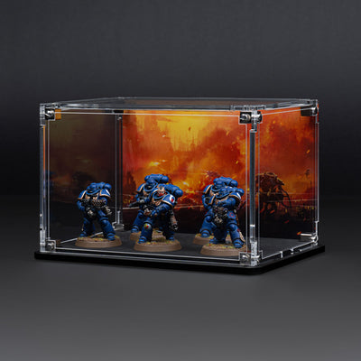 Display Case for Warhammer® Squad with Endless War Background