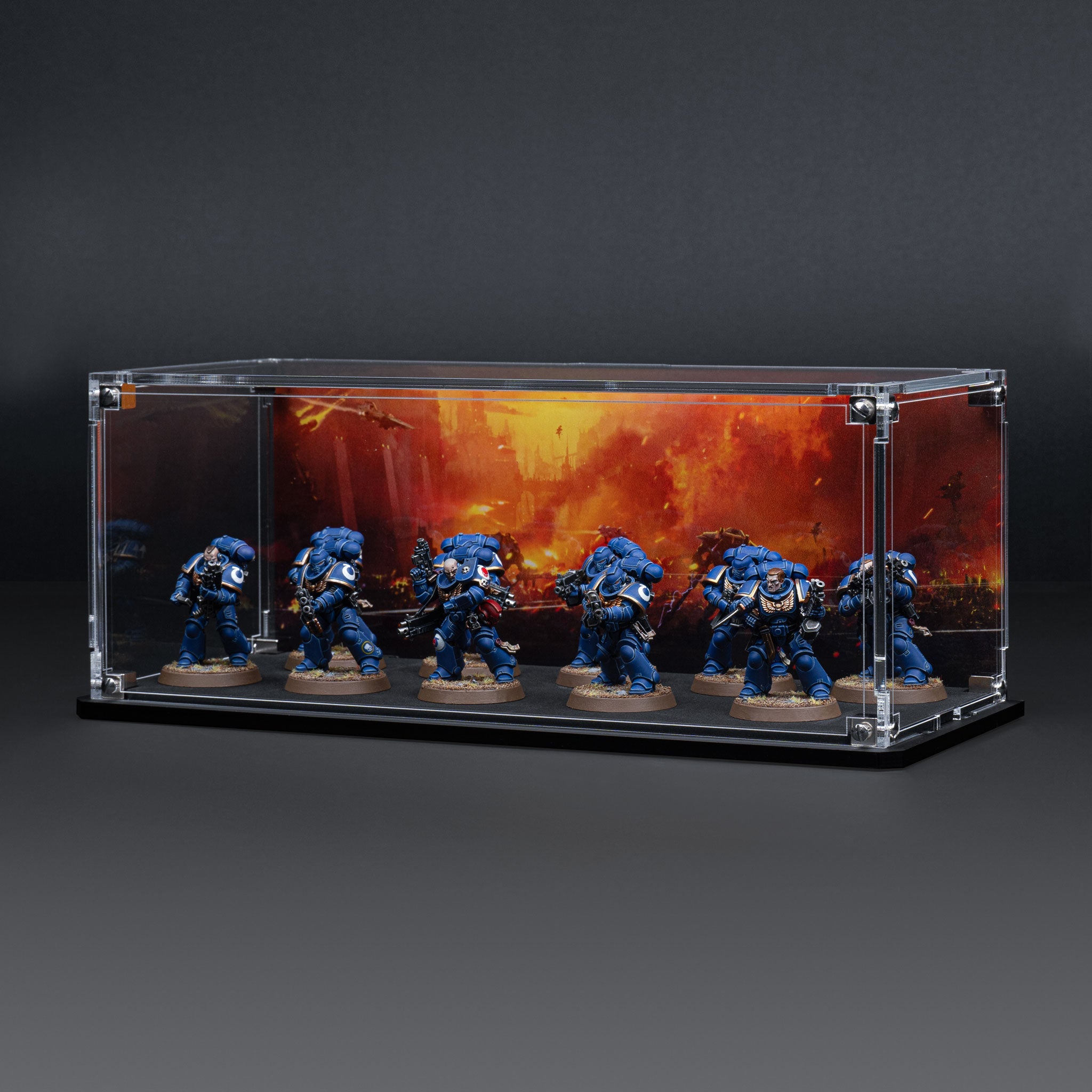 Display Case for Warhammer® Squad with Endless War Background