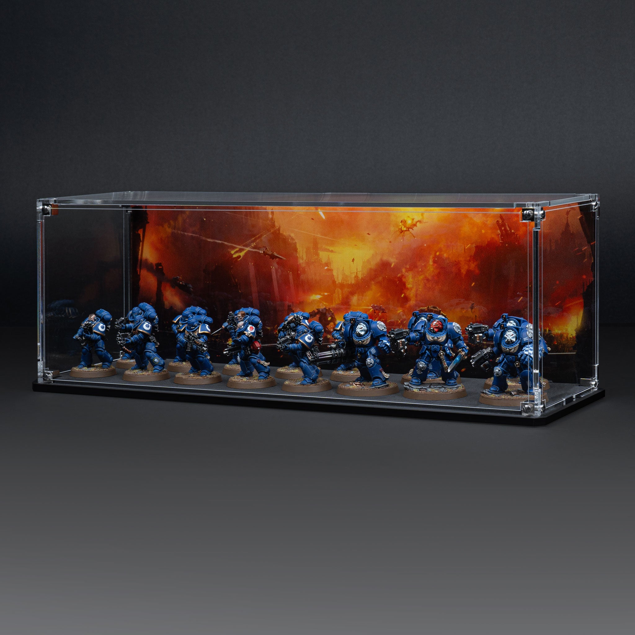 Display Case for Warhammer® Squad with Endless War Background