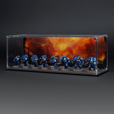 Display Case for Warhammer® Squad with Endless War Background
