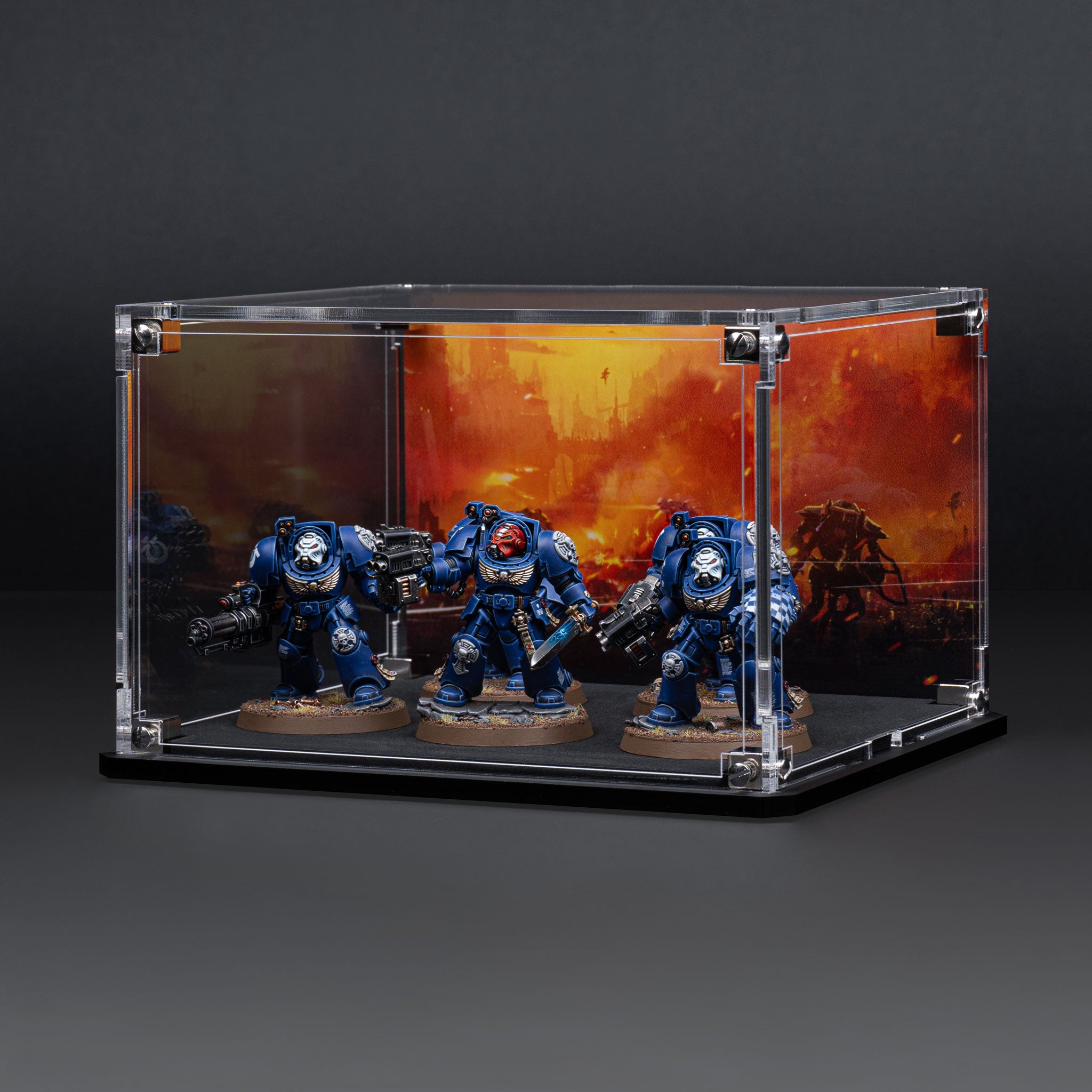 Display Case for Warhammer® Squad with Endless War Background