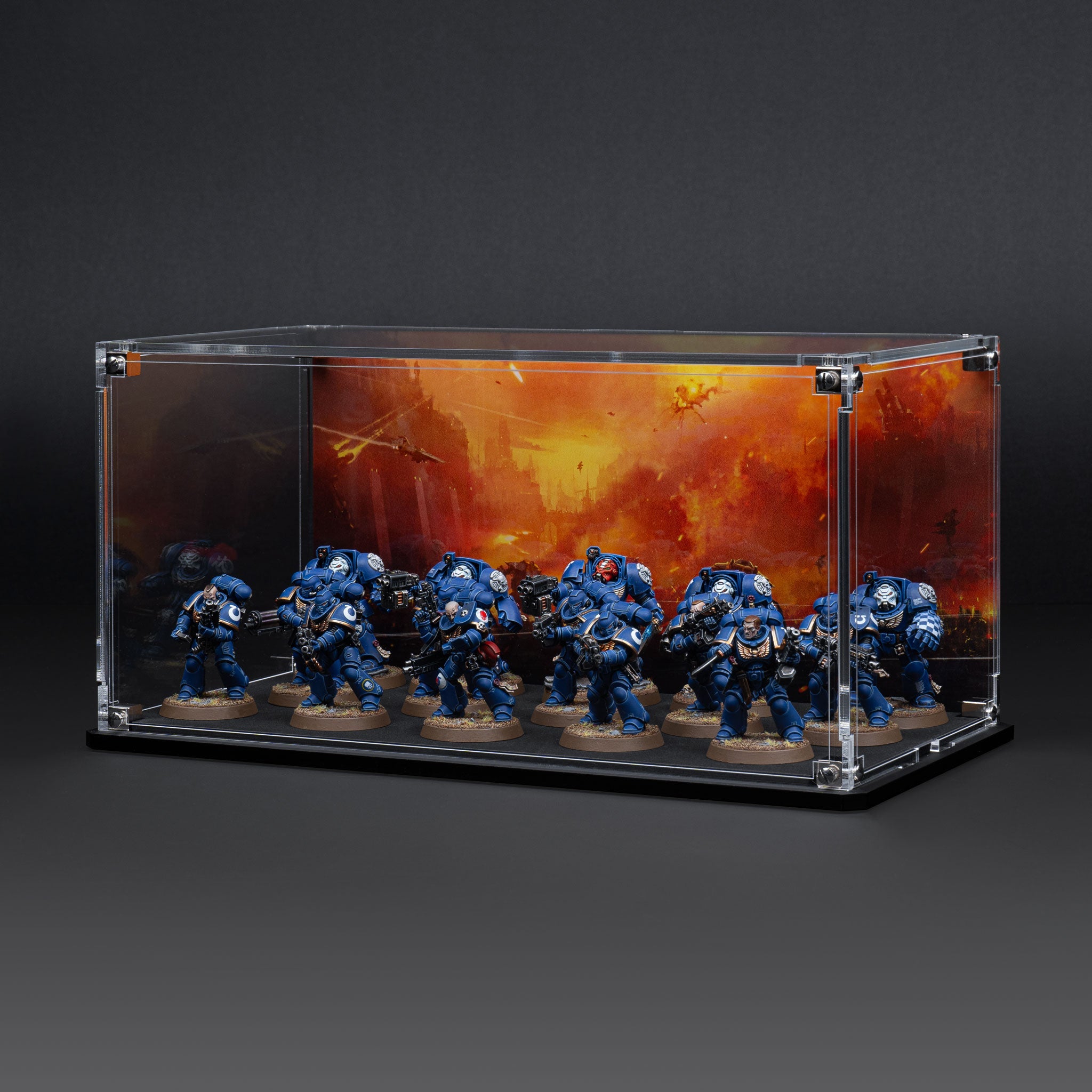 Display Case for Warhammer® Squad with Endless War Background