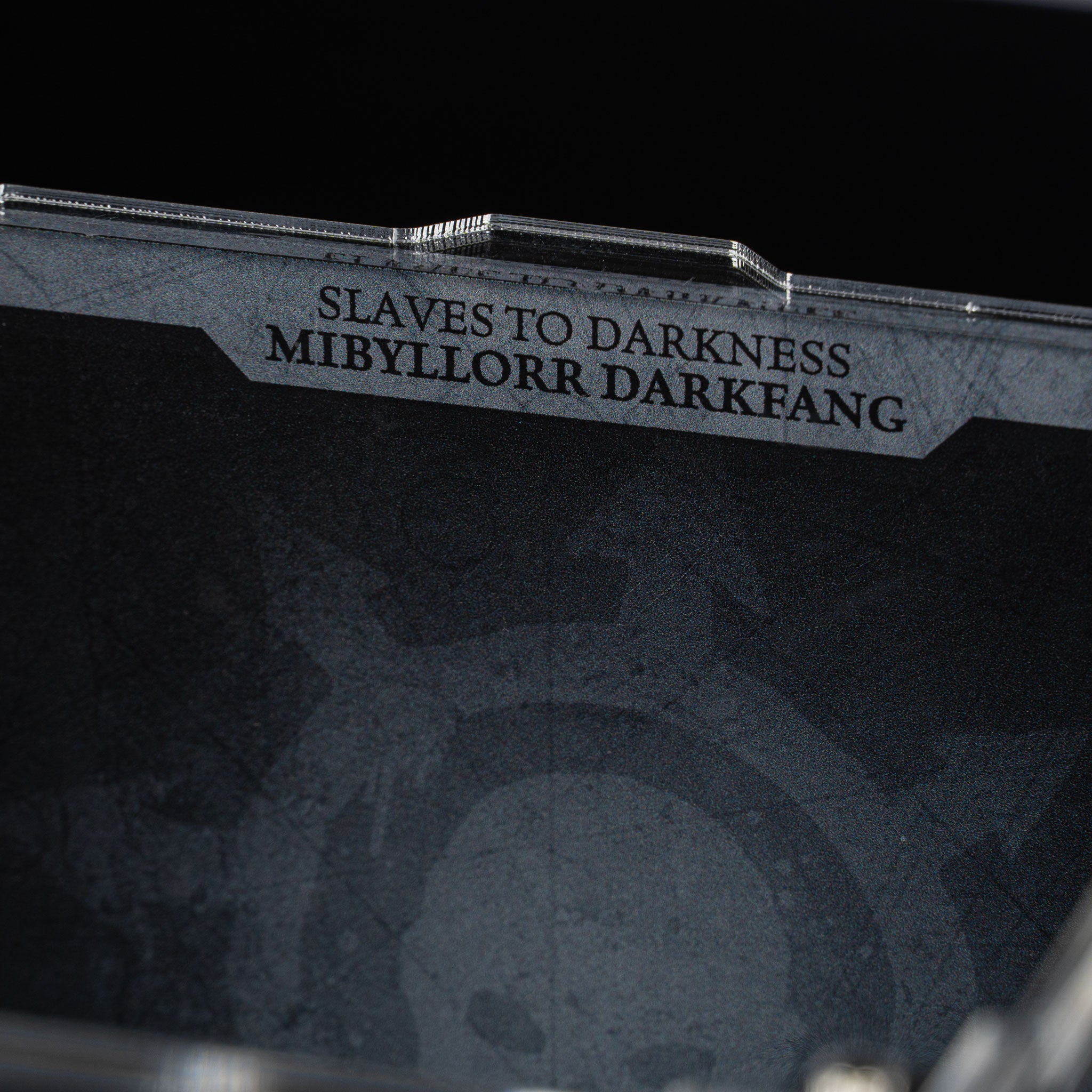 Display Case for Warhammer®+ Mibyllorr Darkfang - Chaos Sorcerer Lord