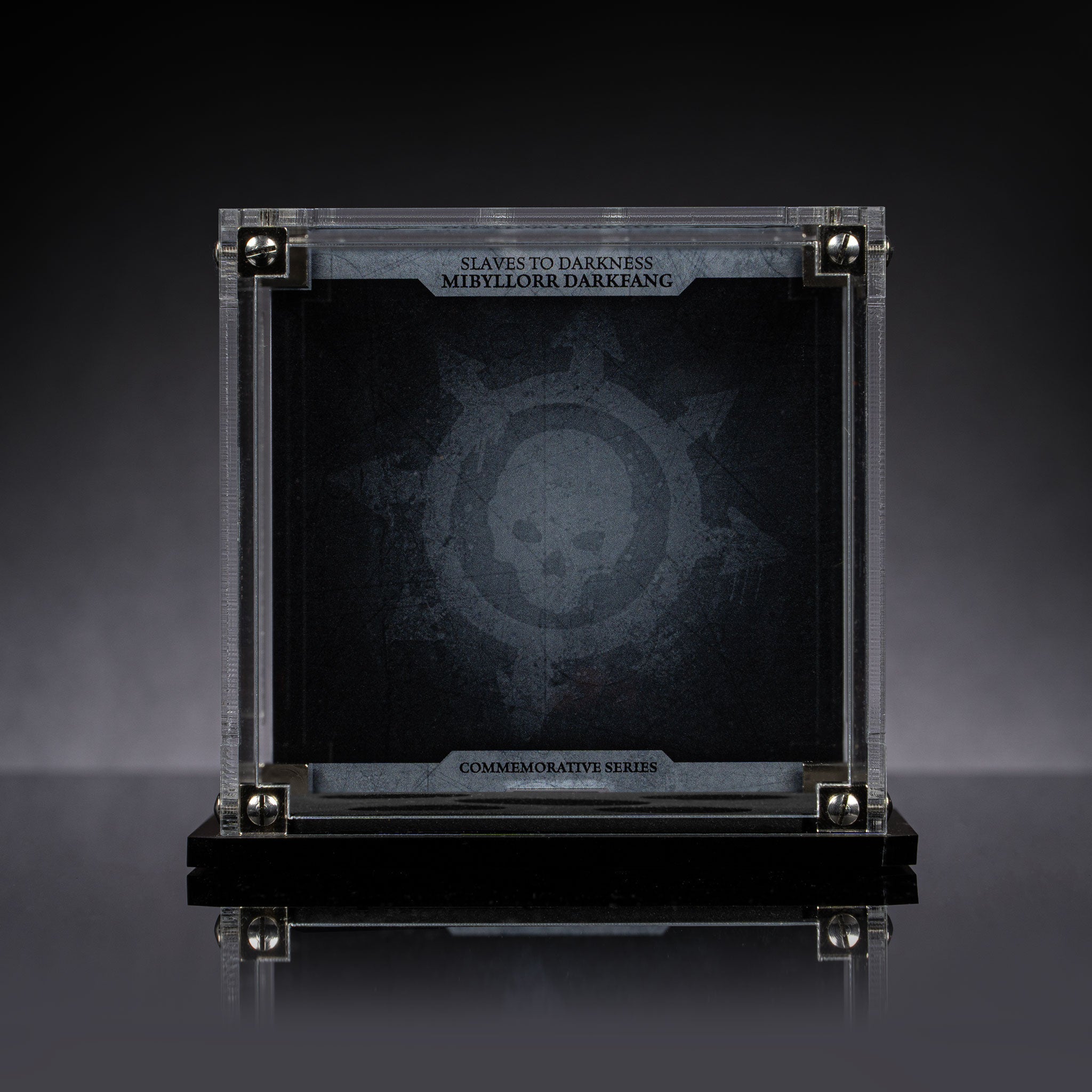 Display Case for Warhammer®+ Mibyllorr Darkfang - Chaos Sorcerer Lord