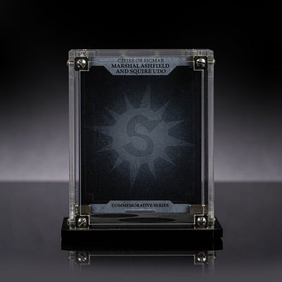 Display Case for Warhammer®+ Cities Of Sigmar - Marshall Ashfield And Squire Udo
