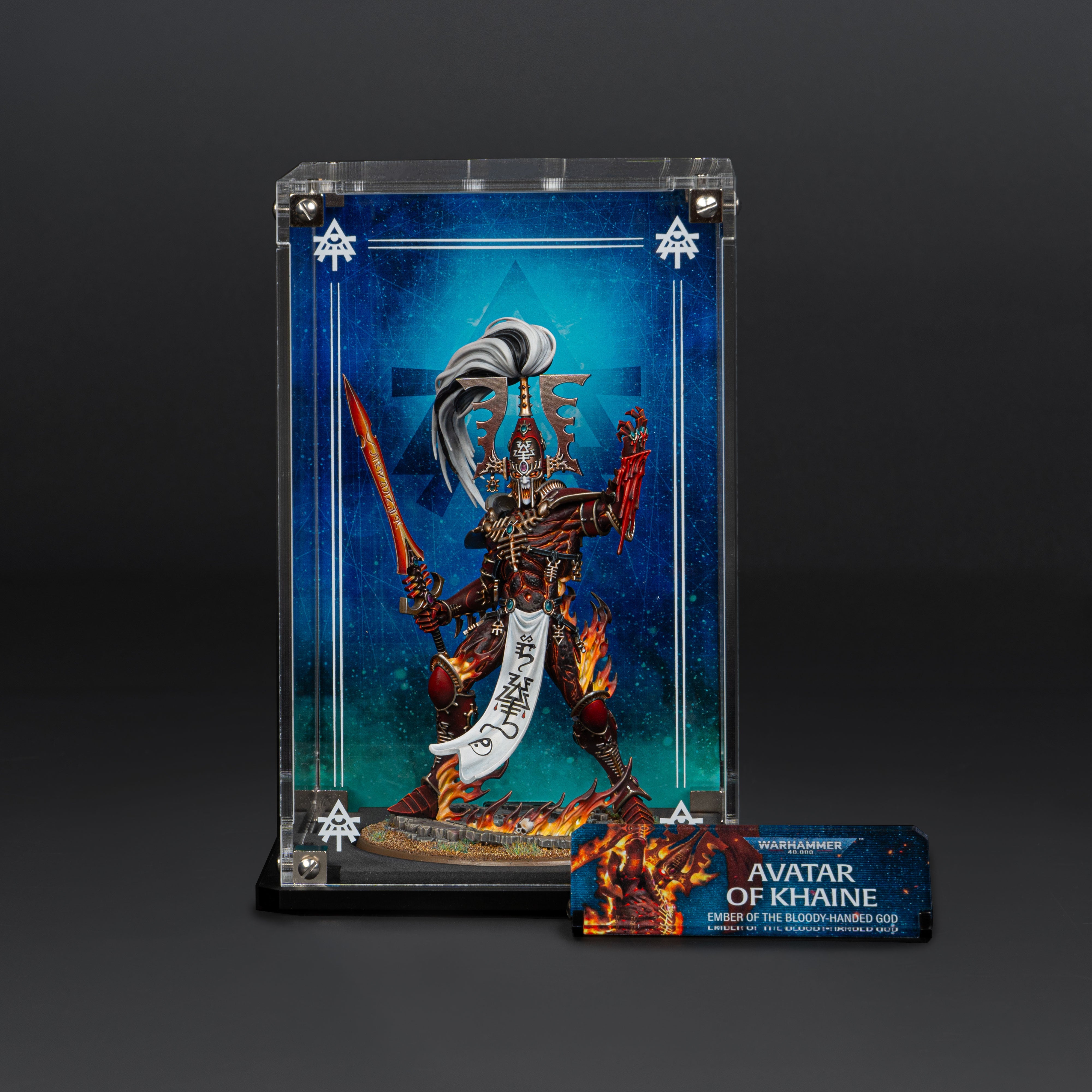 Display Case for Warhammer® 40,000 Avatar of Khaine