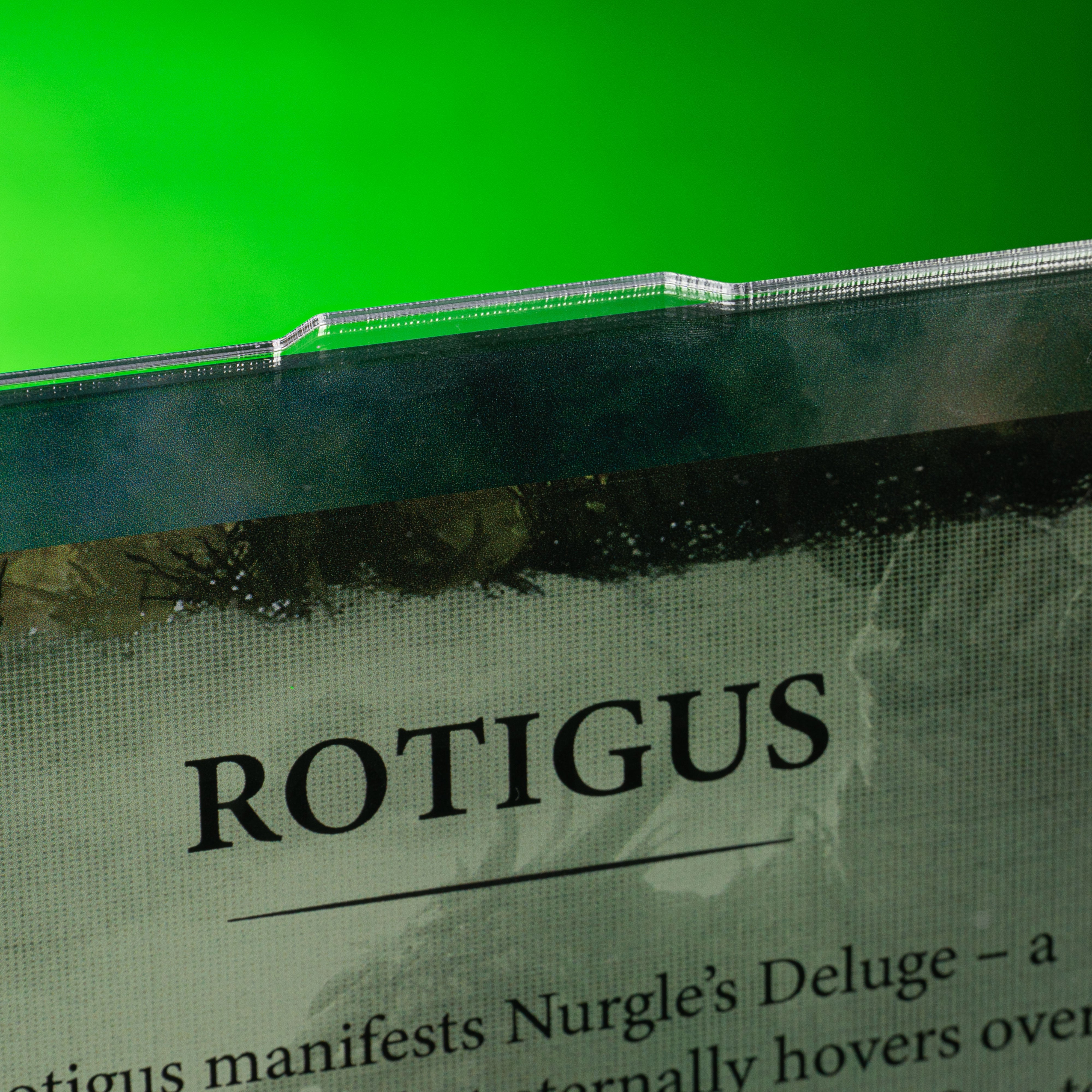 Limited Edition Display Case for Warhammer® 40,000 Rotigus