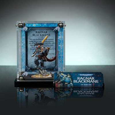 Limited Edition Display Case for Warhammer® 40,000 Ragnar Blackmane