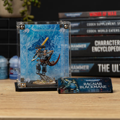 Display Case for Warhammer® 40,000 Ragnar Blackmane