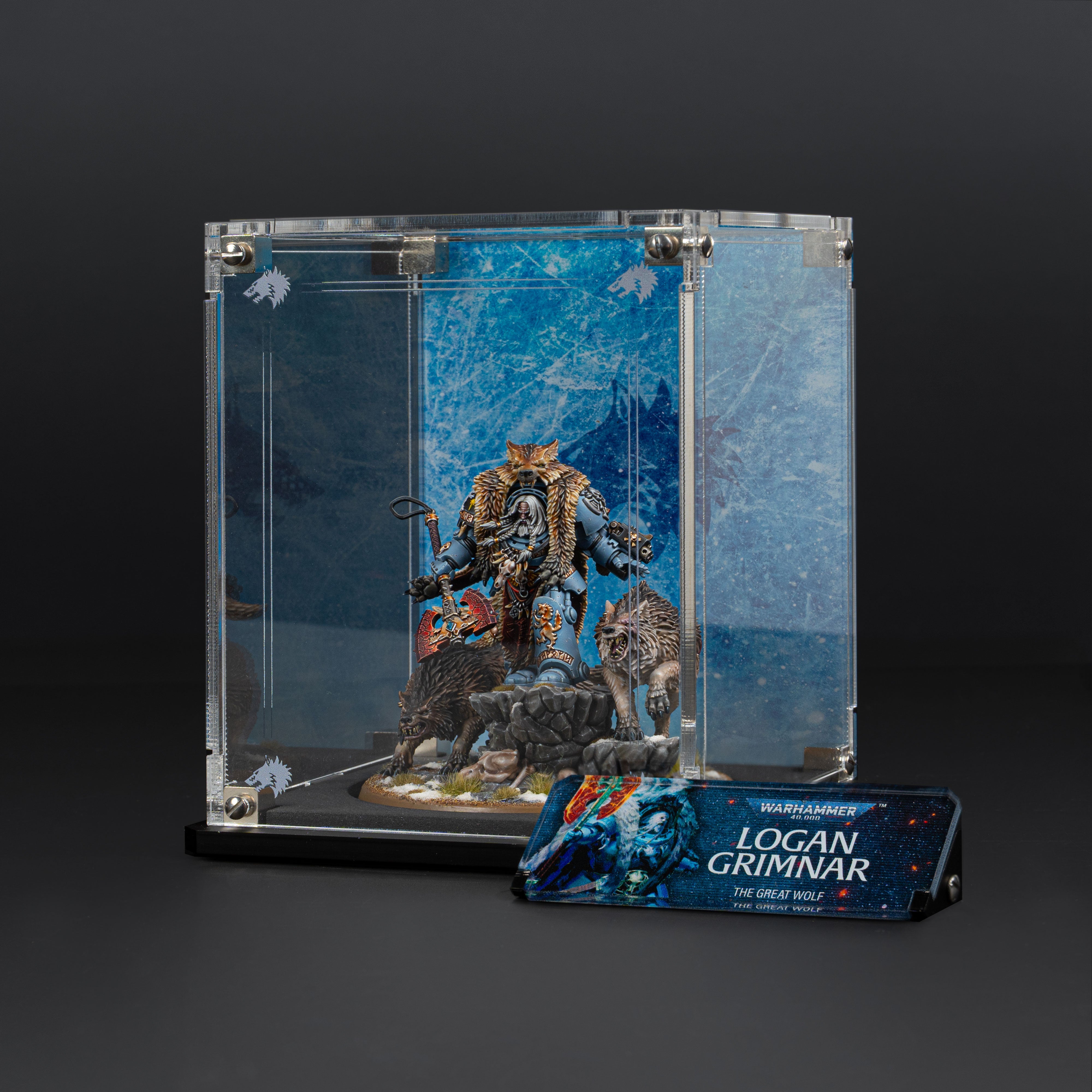 Display Case for Warhammer® 40,000 Logan Grimnar