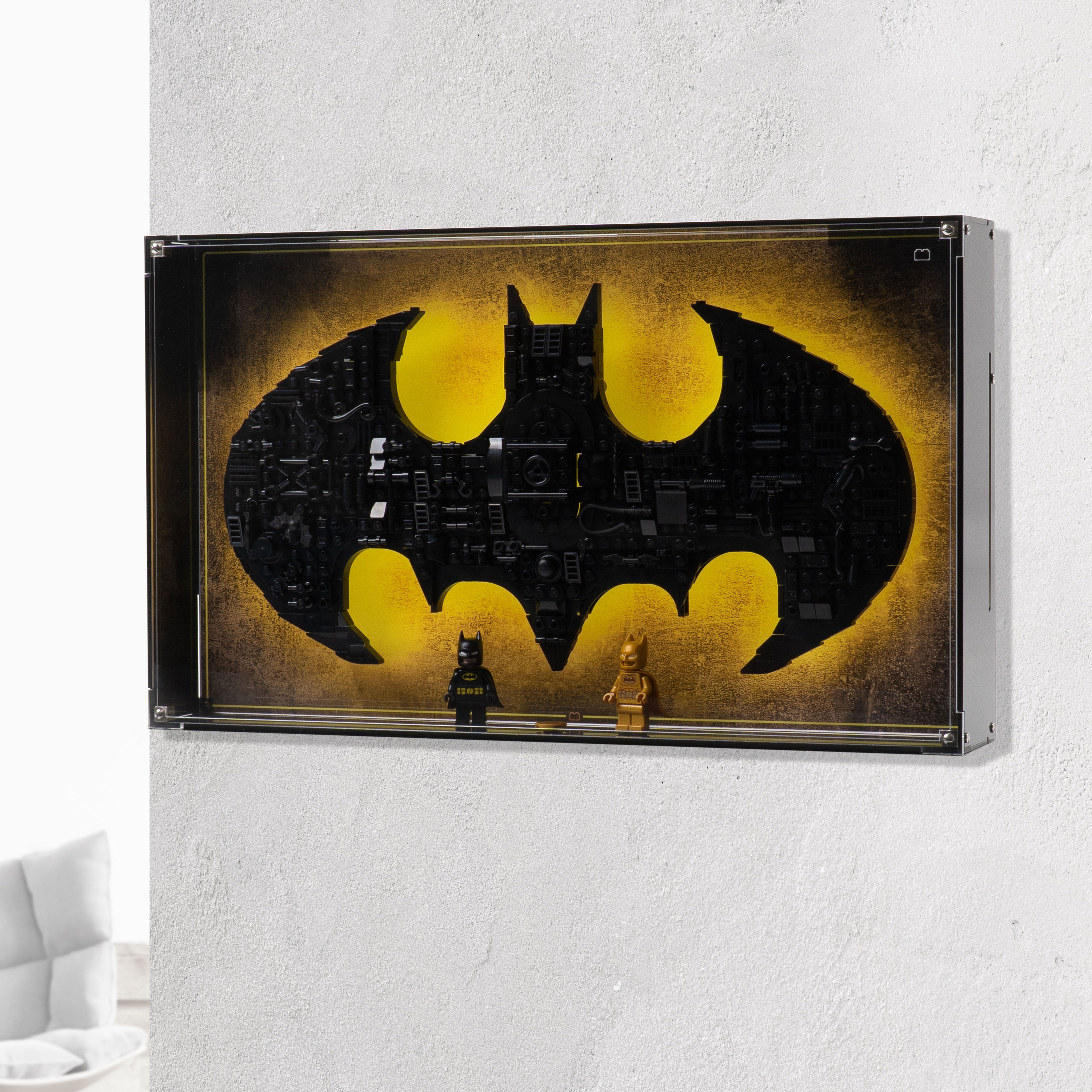 Wall Mountable Display Case for LEGO® Batman™ Logo (76330)