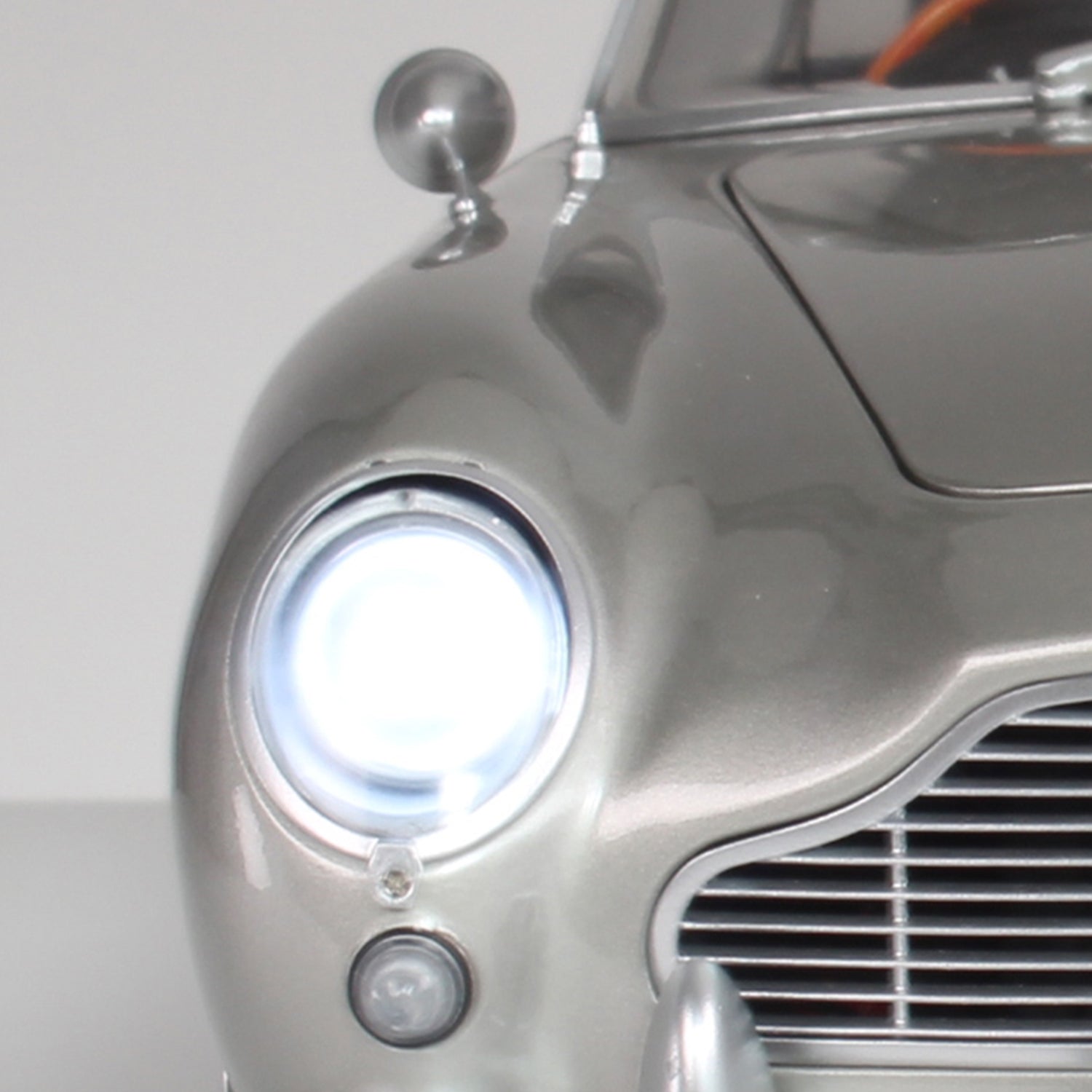 James Bond No Time To Die Aston Martin DB5 Model Car Kit - By Agora Models