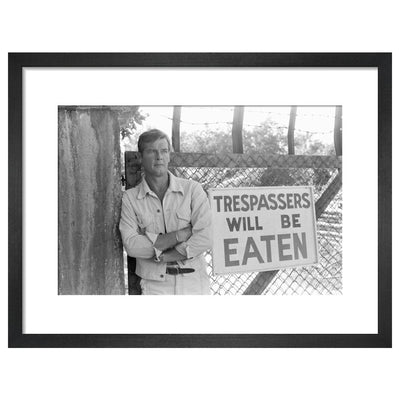 James Bond Live And Let Die Photo Framed Art Print - By King & McGaw
