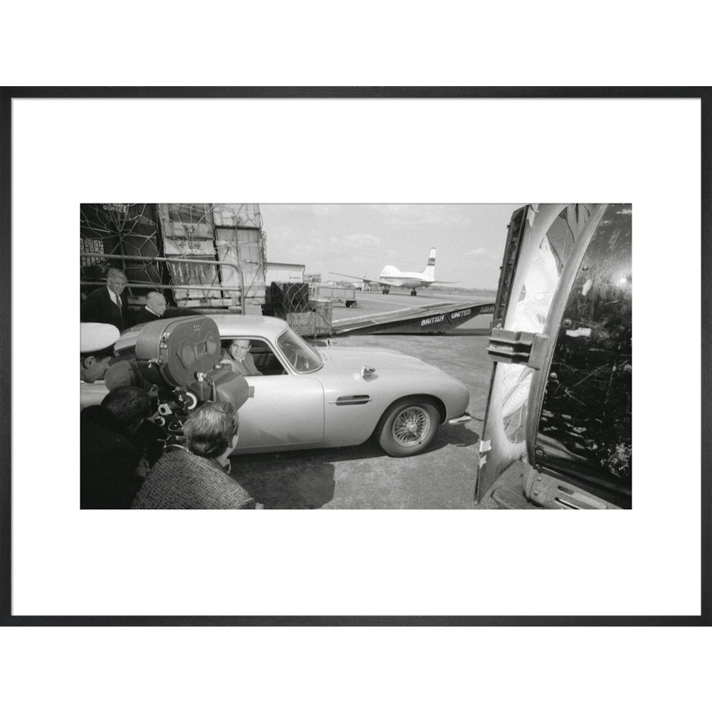 James Bond Goldfinger DB5 Framed Art Print - By King & McGaw